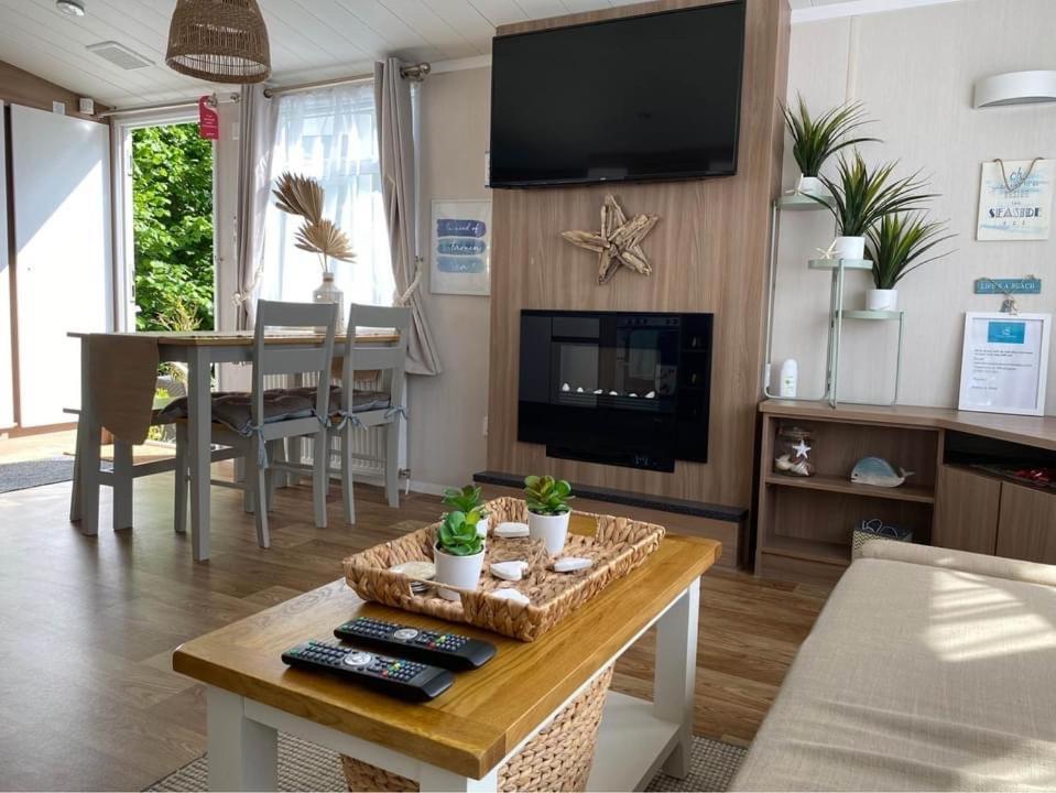Cosy, Coastal Themed Holiday Home, Rockley Park, Poole, Dorset Luaran gambar